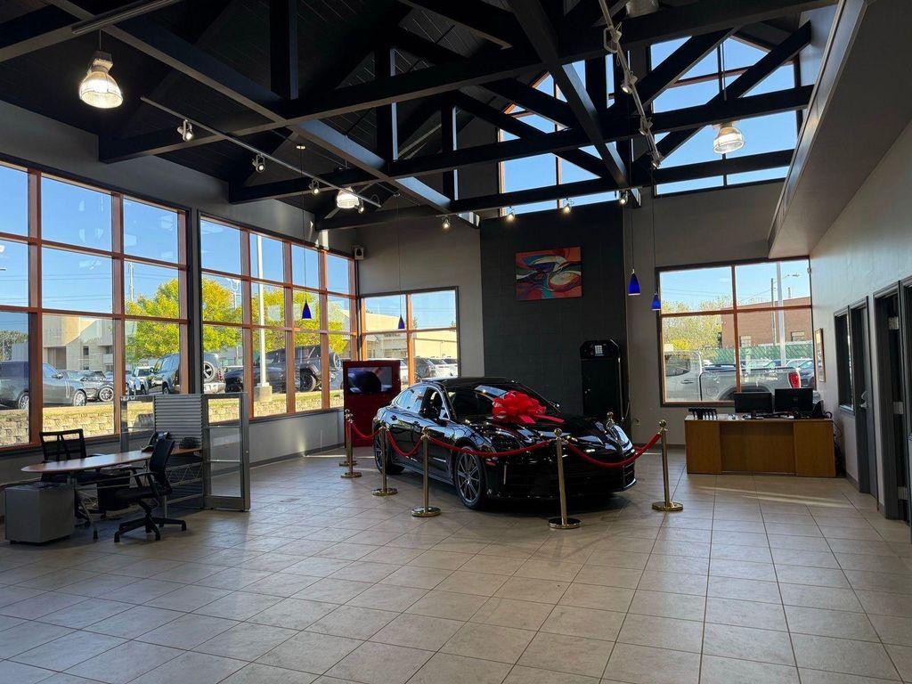 used 2019 Jeep Cherokee car, priced at $13,688