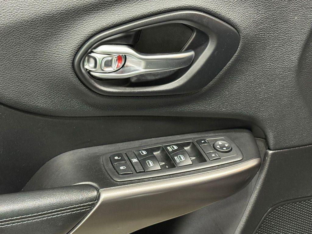 used 2019 Jeep Cherokee car, priced at $13,688