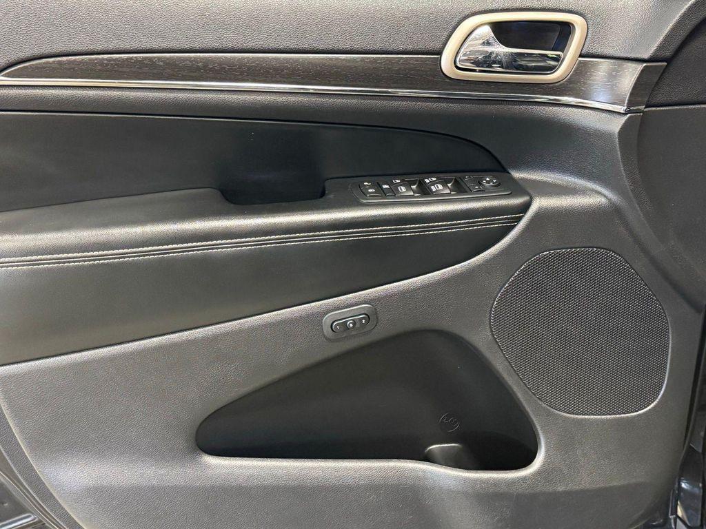 used 2015 Jeep Grand Cherokee car, priced at $14,119