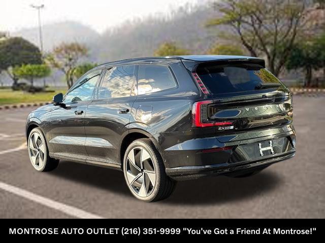 new 2025 Volvo EX90 car, priced at $92,675