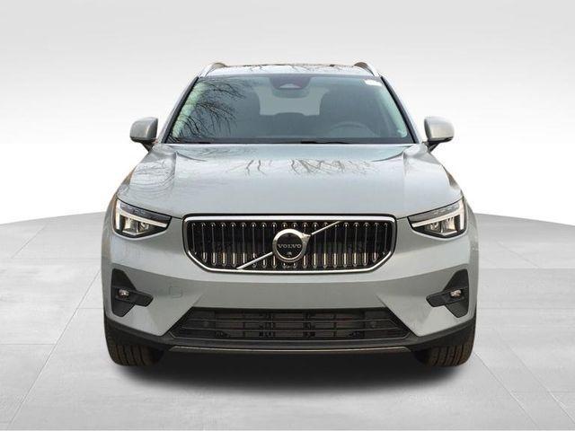 new 2024 Volvo XC40 car, priced at $49,450