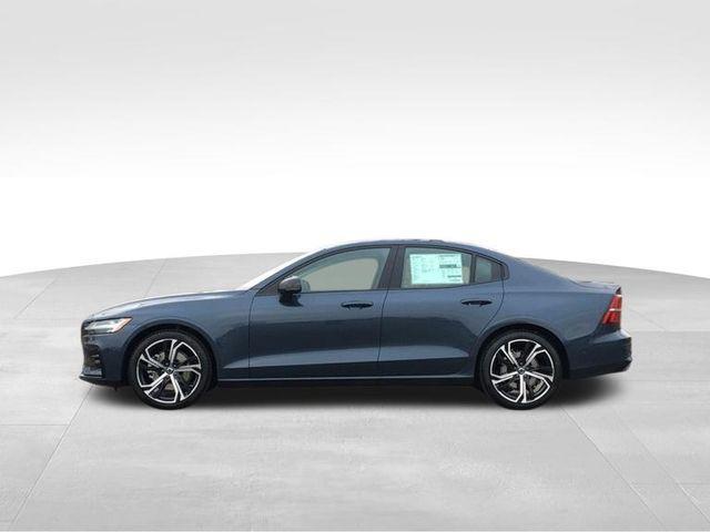 new 2024 Volvo S60 car, priced at $50,925