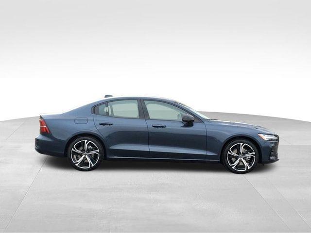 new 2024 Volvo S60 car, priced at $50,925