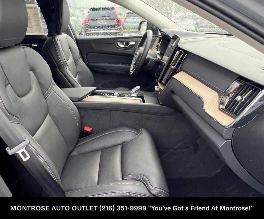 new 2026 Volvo XC60 car, priced at $63,935