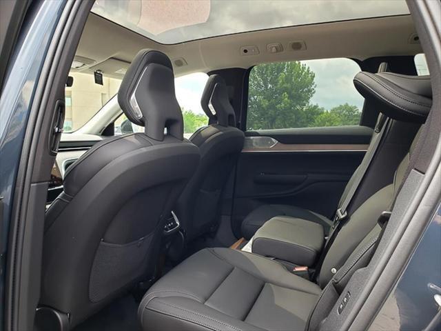 new 2025 Volvo EX90 car, priced at $93,840