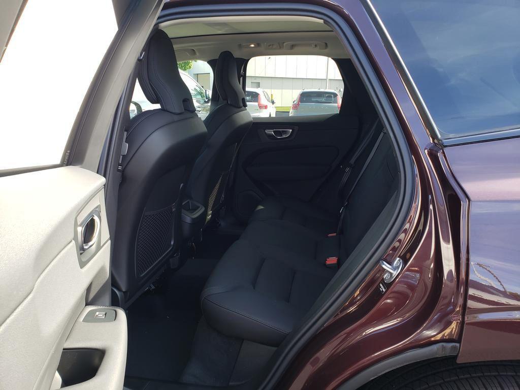 new 2026 Volvo XC60 car, priced at $58,360