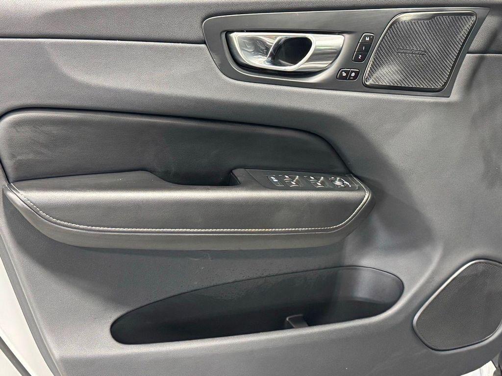 used 2022 Volvo XC60 car, priced at $34,549