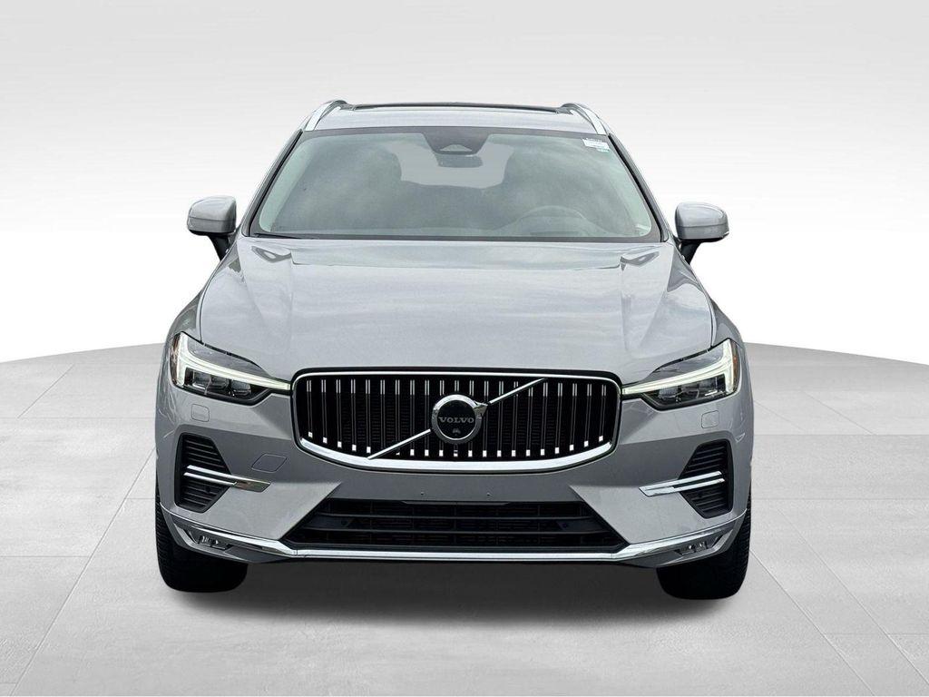 used 2022 Volvo XC60 car, priced at $34,549