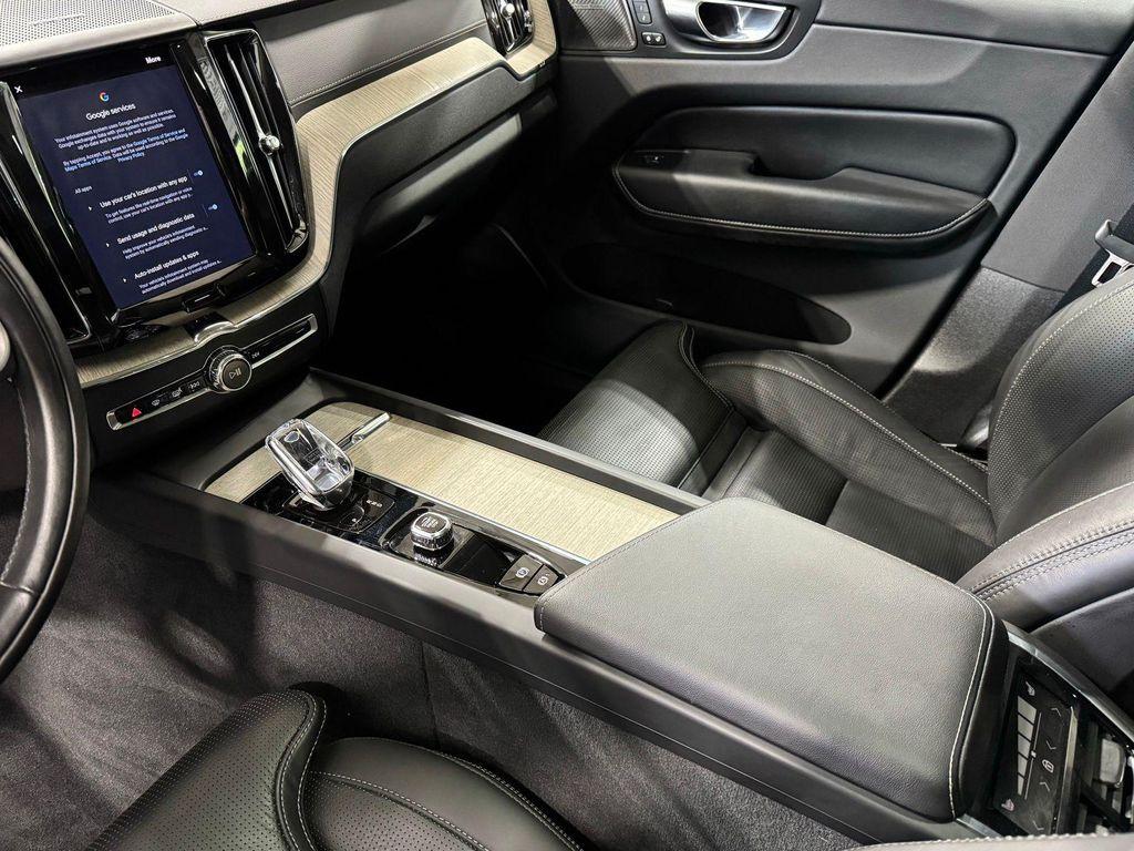 used 2022 Volvo XC60 car, priced at $34,549