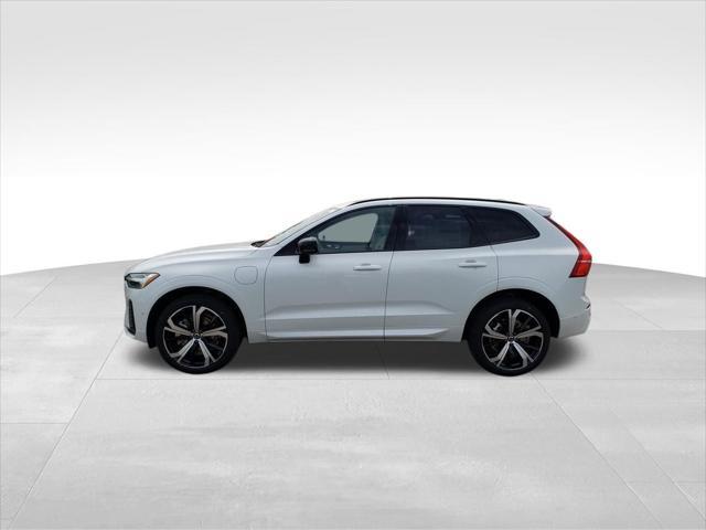 new 2025 Volvo XC60 Plug-In Hybrid car, priced at $72,250