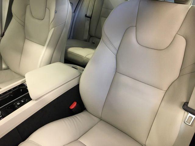new 2024 Volvo S60 car, priced at $45,245
