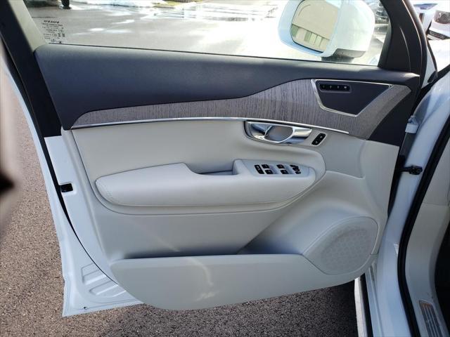 new 2025 Volvo XC90 car, priced at $65,775