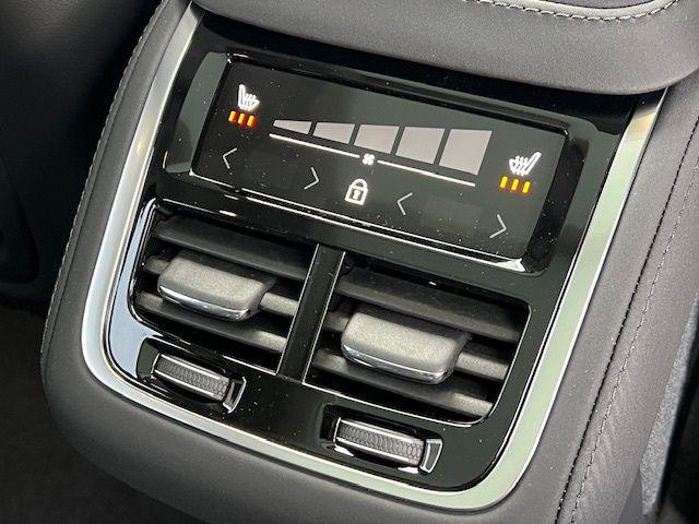 new 2025 Volvo XC90 car, priced at $69,245