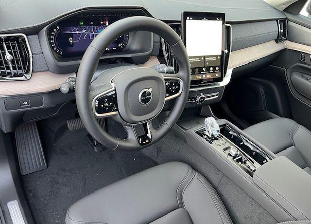 new 2025 Volvo XC90 car, priced at $69,245