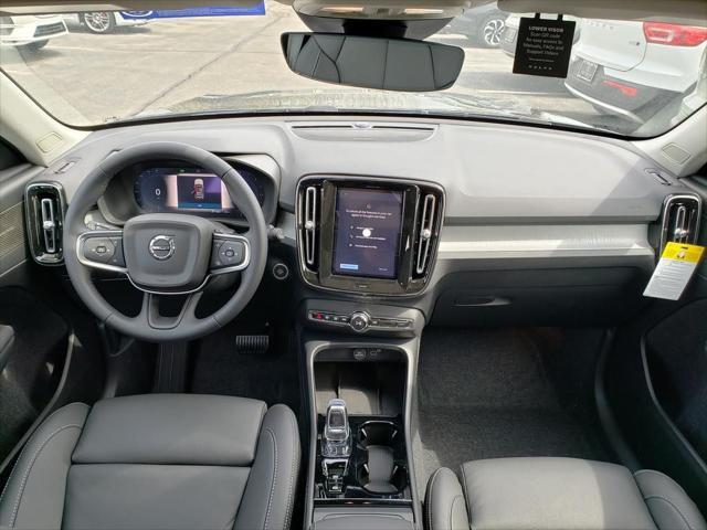 new 2025 Volvo XC40 car, priced at $52,235