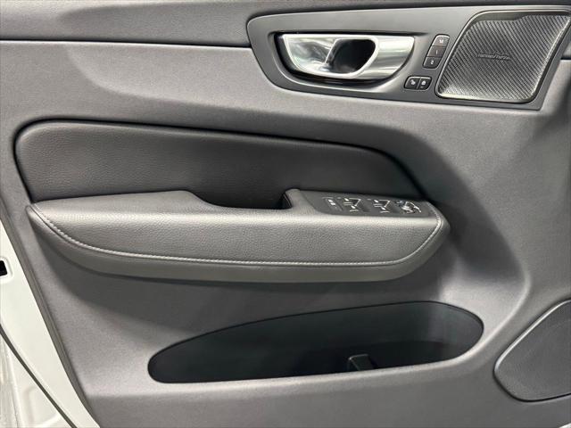 used 2020 Volvo XC60 car, priced at $31,159