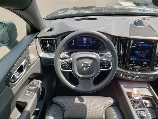 new 2025 Volvo XC60 Plug-In Hybrid car