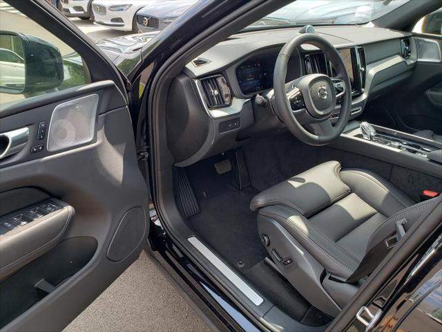 new 2025 Volvo XC60 Plug-In Hybrid car