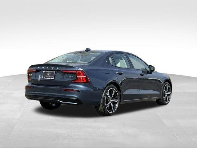 new 2024 Volvo S60 car, priced at $50,425