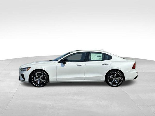 new 2024 Volvo S60 car, priced at $48,125