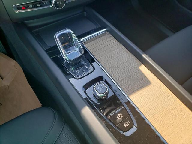 new 2026 Volvo XC60 car, priced at $58,360