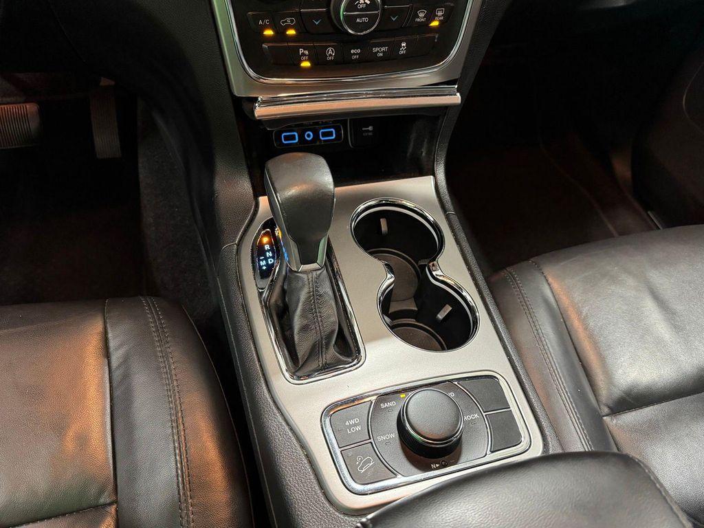 used 2018 Jeep Grand Cherokee car, priced at $14,807