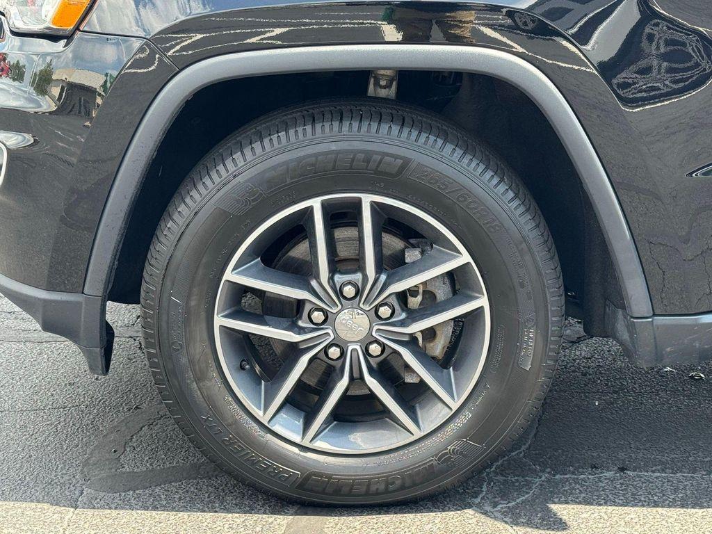 used 2018 Jeep Grand Cherokee car, priced at $14,772