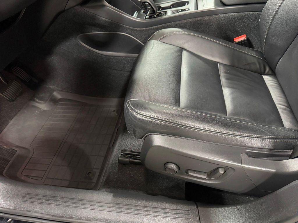 used 2023 Volvo XC40 car, priced at $26,872