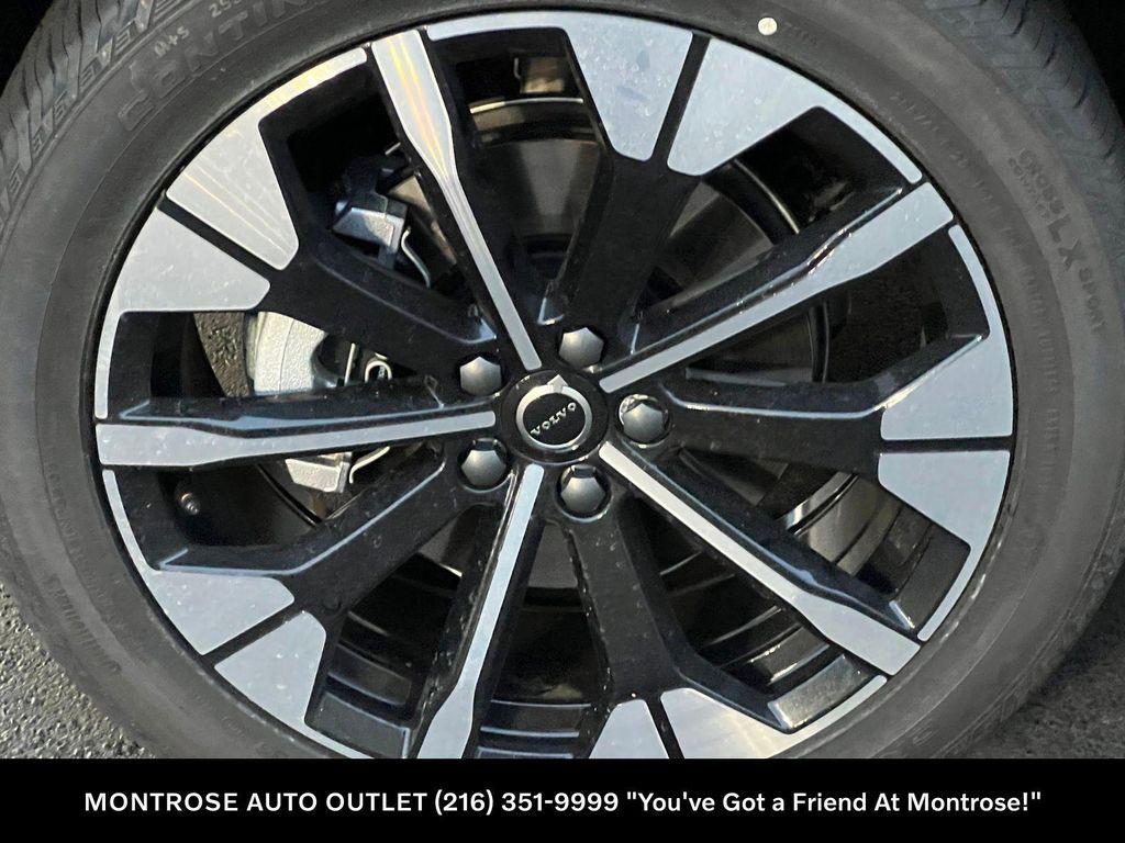 new 2026 Volvo XC60 car, priced at $57,895