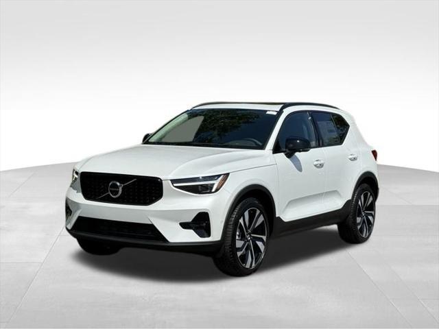 new 2025 Volvo XC40 car, priced at $52,215