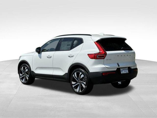 new 2025 Volvo XC40 car, priced at $52,215