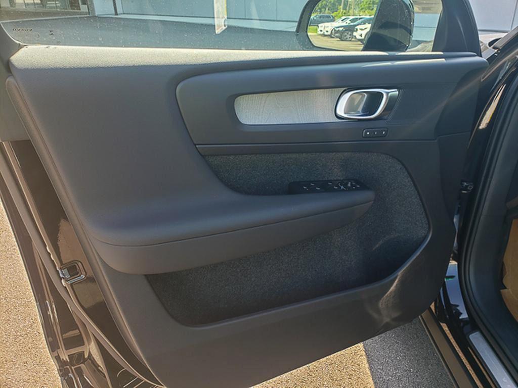 new 2026 Volvo XC40 car, priced at $50,150