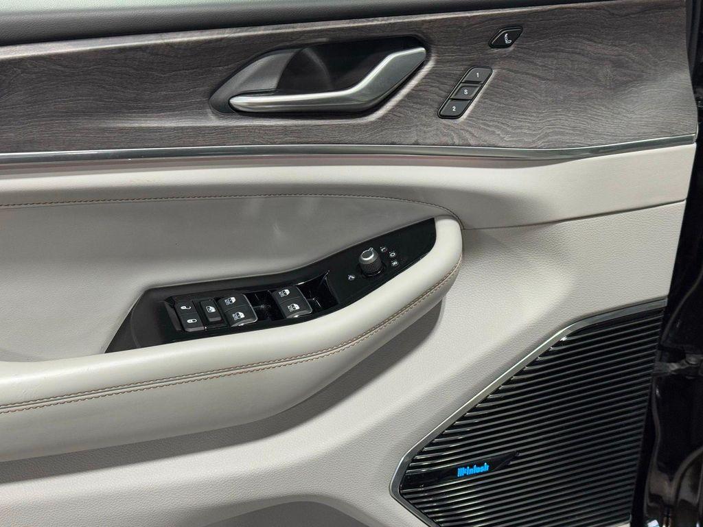 used 2022 Jeep Grand Cherokee L car, priced at $28,579