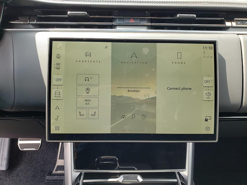 new 2025 Land Rover Range Rover car