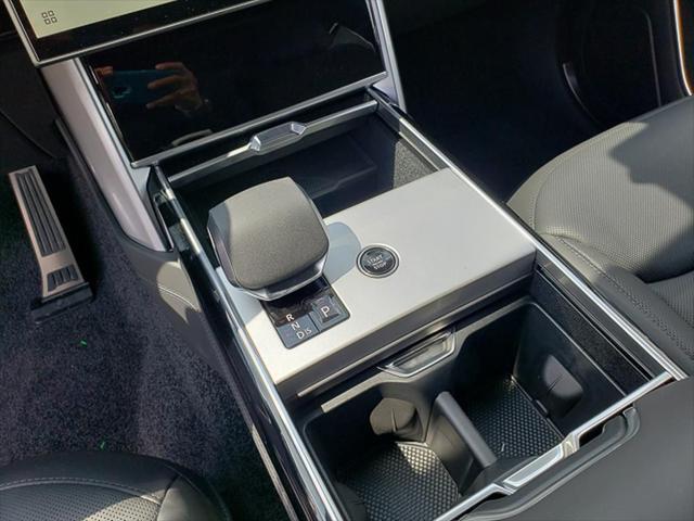new 2025 Land Rover Range Rover car