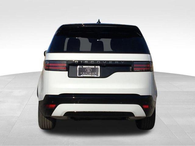 new 2024 Land Rover Discovery car, priced at $76,518