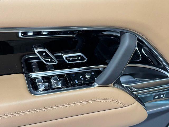 new 2025 Land Rover Range Rover car, priced at $157,595