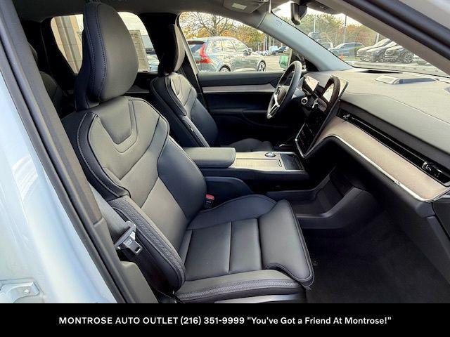 new 2025 Volvo EX90 car, priced at $87,675