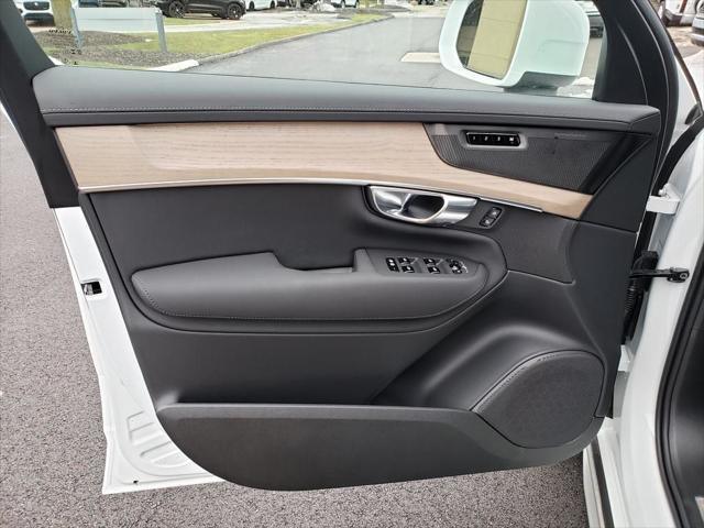 new 2025 Volvo XC90 Plug-In Hybrid car, priced at $78,765