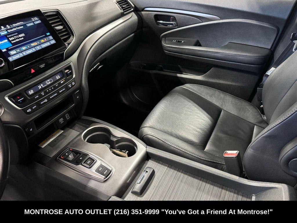 used 2022 Honda Pilot car, priced at $29,994