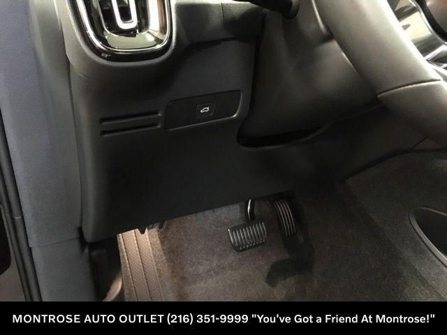 new 2024 Volvo XC40 Recharge Pure Electric car, priced at $59,650