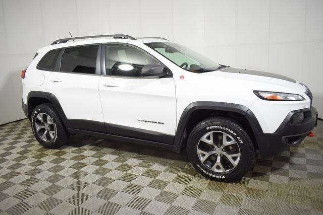 used 2015 Jeep Cherokee car, priced at $15,500