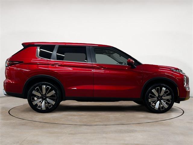 new 2025 Mitsubishi Outlander car, priced at $40,465