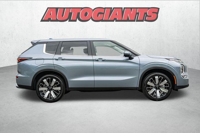 new 2025 Mitsubishi Outlander car, priced at $37,060
