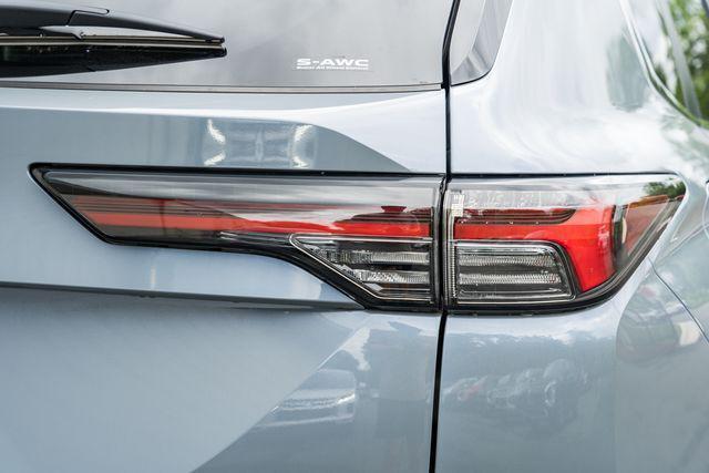 new 2025 Mitsubishi Outlander car, priced at $37,060