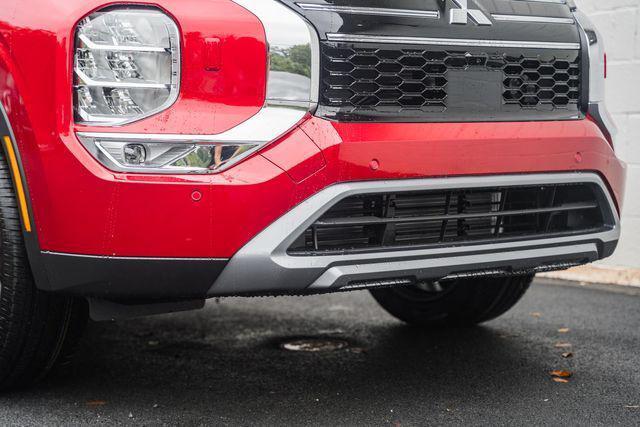 new 2025 Mitsubishi Outlander car, priced at $38,515
