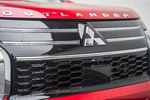 new 2025 Mitsubishi Outlander car, priced at $38,515