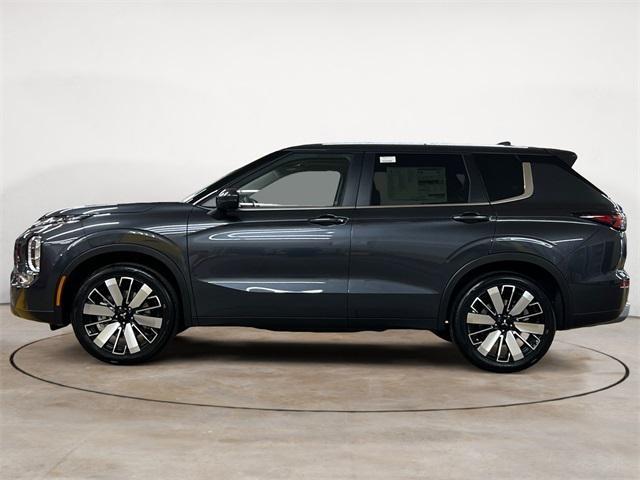 new 2025 Mitsubishi Outlander car, priced at $40,030