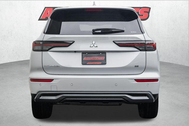 new 2025 Mitsubishi Outlander car, priced at $38,645