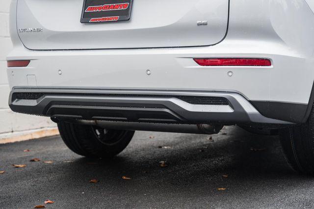 new 2025 Mitsubishi Outlander car, priced at $38,645